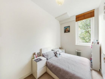 2 bedroom flat to rent London, W13 8QJ