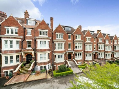 2 Bedroom Ground Floor Flat For Sale In Balmoral House