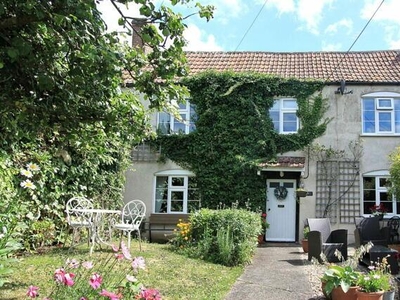 2 Bedroom House Woodford Gloucestershire