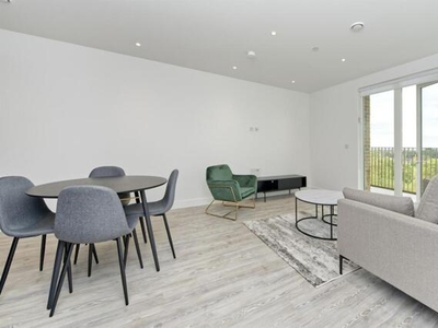 2 Bedroom Property For Rent In Lampton Parkside