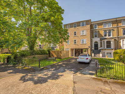 2 bedroom property for sale in 12 The Avenue, Surbiton, KT5
