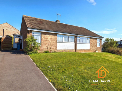 2 Bedroom Semi-detached Bungalow For Sale In Eastfield, Scarborough