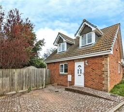 2 Bedroom Semi-detached House For Sale In Cowes