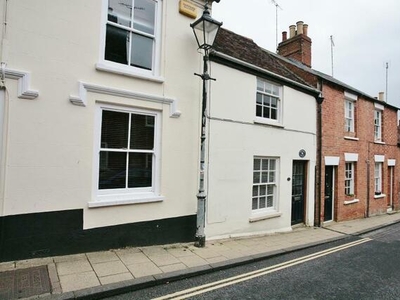 2 Bedroom Terraced House For Rent In Buckingham, Buckinghamshire