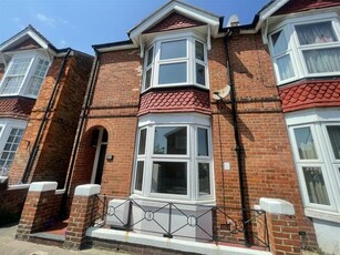2 Bedroom Terraced House For Rent In Eastbourne