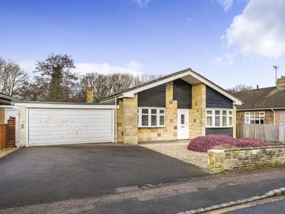 3 Bed Bungalow For Sale in Bicester, Oxfordshire, OX26 - 5316246