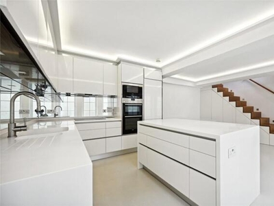 3 Bedroom Apartment For Rent In 47 Marsham Street, London