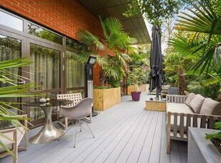 3 Bedroom Apartment For Sale In 44 The Bishops Avenue, London