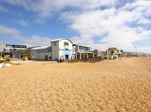 3 Bedroom Apartment For Sale In Hythe