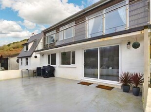 3 Bedroom Apartment For Sale In Looe
