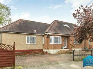 3 Bedroom Bungalow Enfield Greater London