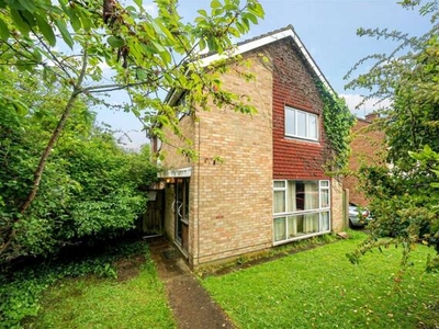 3 Bedroom Detached House For Sale In Headcorn