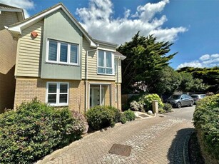 3 Bedroom Detached House For Sale In Lymington, Hampshire