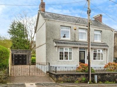 3 Bedroom Detached House For Sale In Swansea, Neath Port Talbot