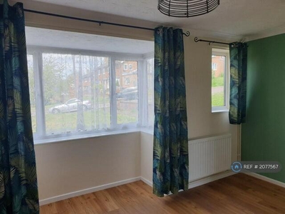 3 Bedroom End Of Terrace House For Rent In Hitchin
