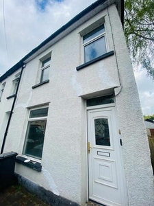 3 Bedroom End Of Terrace House For Rent In Risca