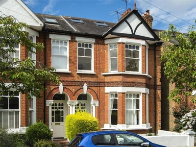 3 Bedroom End Of Terrace House For Sale In Kew, Surrey