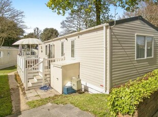 3 Bedroom Park Home For Sale In Christchurch
