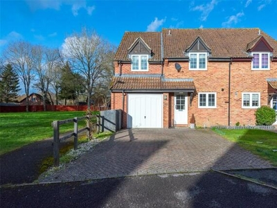 3 Bedroom Semi-detached House For Rent In Newbury, Hampshire
