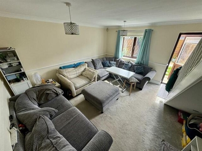 3 Bedroom Semi-detached House For Rent In Old Harlow