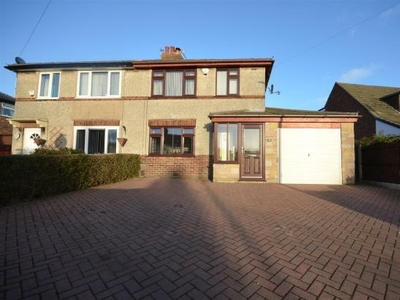 3 Bedroom Semi-detached House For Rent In Rainford