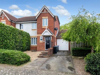 3 Bedroom Semi-detached House For Sale In Bradwell Common