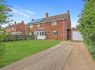 3 Bedroom Semi-detached House For Sale In Campton, Shefford