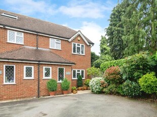 3 Bedroom Semi-detached House For Sale In Claygate, Surrey