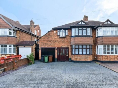 3 Bedroom Semi-detached House For Sale In Epsom