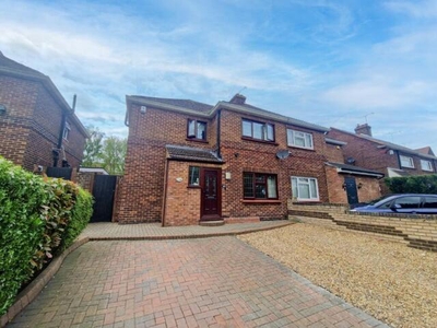 3 Bedroom Semi-detached House For Sale In Gravesend, Kent