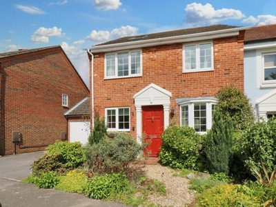 3 Bedroom Semi-detached House For Sale In Hamble