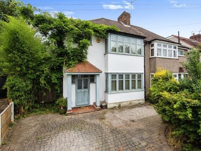 3 Bedroom Semi-detached House For Sale In Hounslow