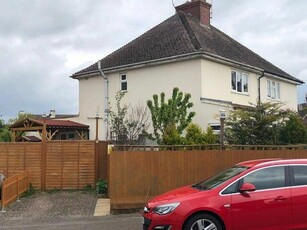 3 Bedroom Semi-detached House For Sale In Milton Keynes