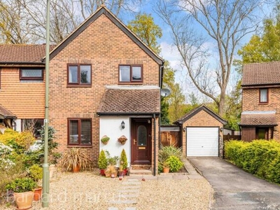 3 Bedroom Semi-detached House For Sale In North Holmwood