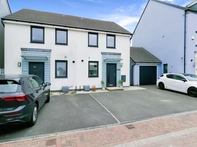 3 Bedroom Semi-detached House For Sale In Ogmore-by-sea