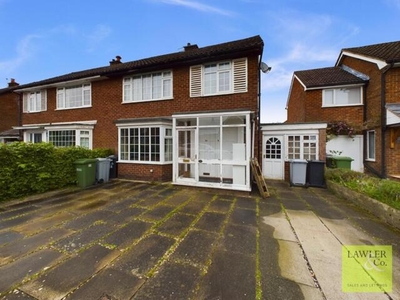 3 Bedroom Semi-detached House For Sale In Poynton, Cheshire East