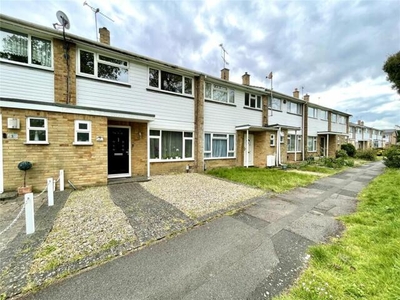 3 Bedroom Terraced House For Sale In Farnborough, Hampshire