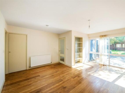 3 Bedroom Terraced House For Sale In Reigate