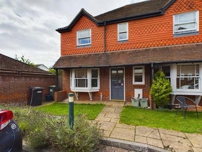 3 Bedroom Town House For Rent In Pangbourne