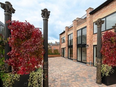 3 Bedroom Town House For Sale In Bootham, York