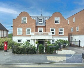 4 Bedroom Apartment Chigwell Essex