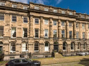 4 Bedroom Apartment For Sale In New Town, Edinburgh