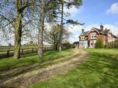 4 Bedroom Country House For Sale In Bromley Wood, Abbots Bromley