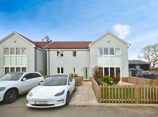 4 Bedroom Detached House For Rent In Brentwood, Essex