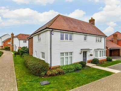 4 Bedroom Detached House For Sale In Ashford