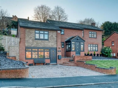 4 Bedroom Detached House For Sale In Droitwich