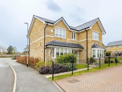 4 Bedroom Detached House For Sale In Hade Edge, Holmfirth