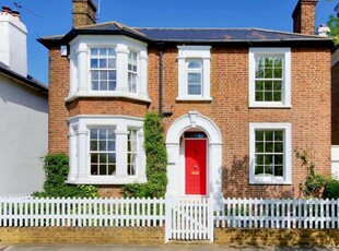 4 Bedroom Detached House For Sale In Hampton Wick