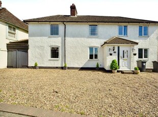 4 Bedroom Detached House For Sale In Larkfield