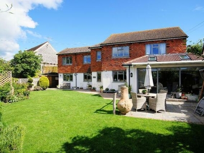4 Bedroom Detached House For Sale In Steyning, West Sussex